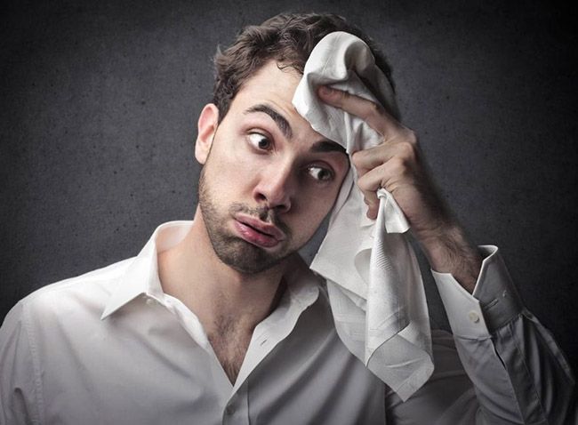 دلایل تعریق زیاد چیست ؟ عرق کردن زیاد خوب است یا بد ؟