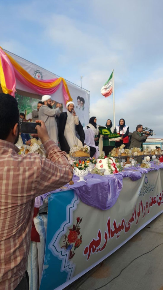 عکس هایی از ازدواج گلستانی های سیل زده همزمان با عید مبعث عکس هایی از ازدواج گلستانی های سیل زده همزمان با عید مبعث