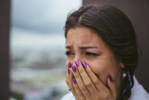 تعبیر خواب گریه کردن زن یا مرد متاهل و مجرد در خواب